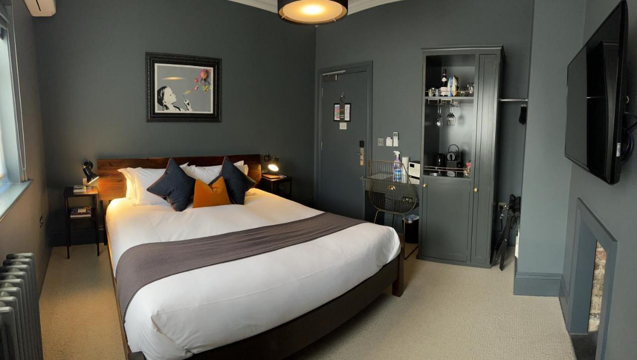 Double Room Bath