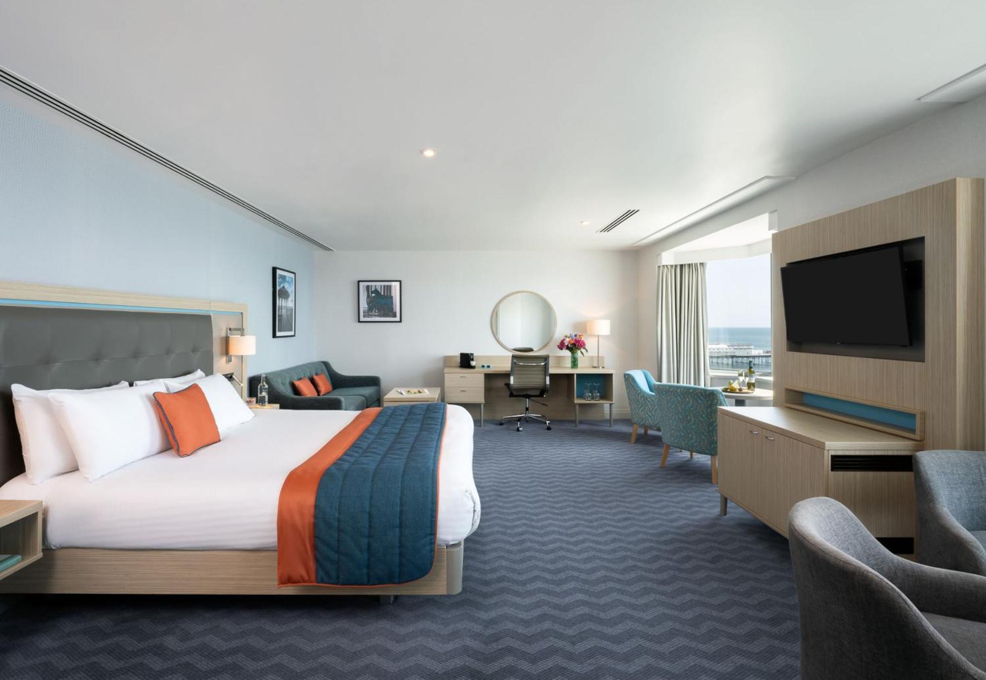 Junior Suite,1516459144:JPEG