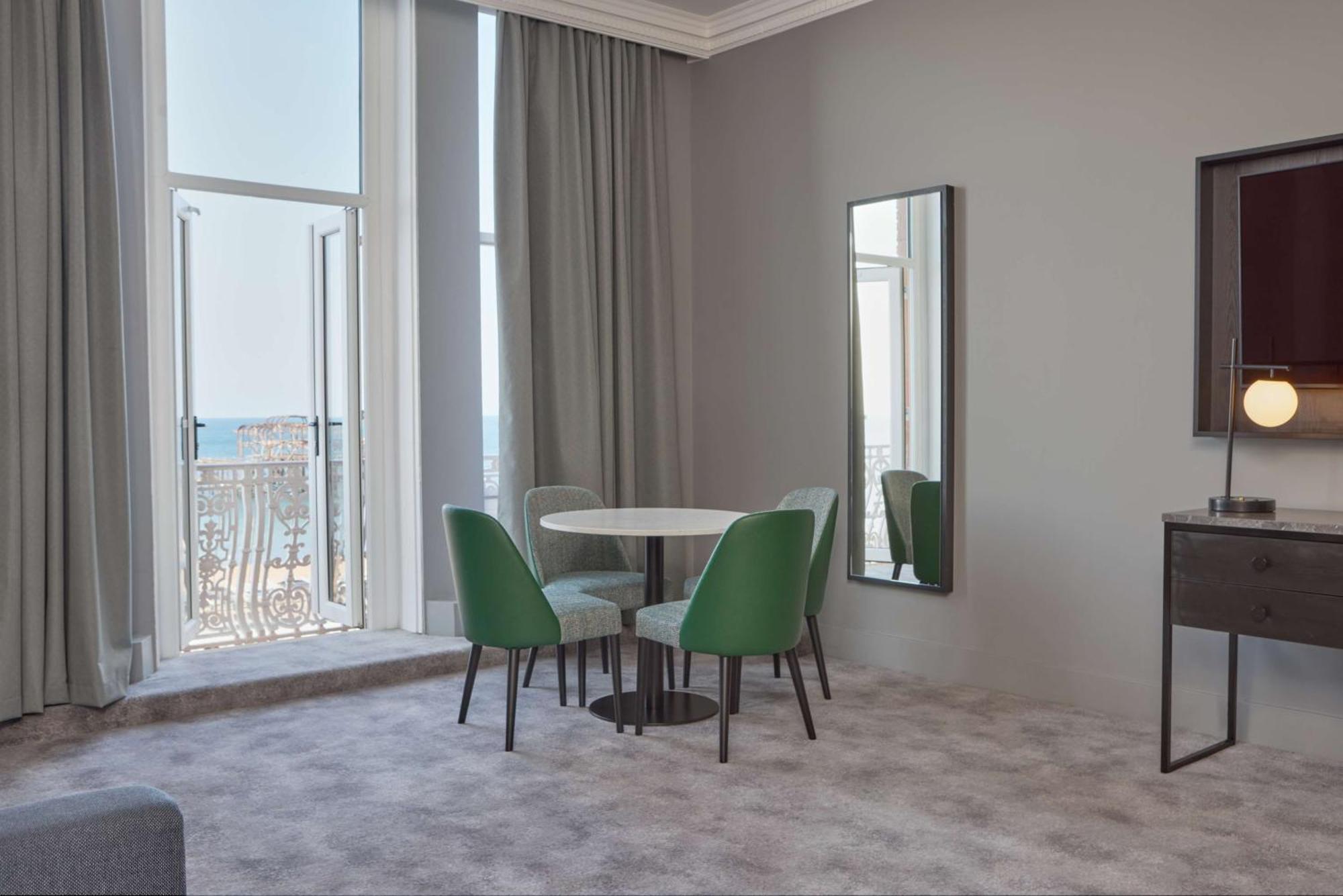 One-Bedroom King Suite Balcony View,1544826574:JPEG