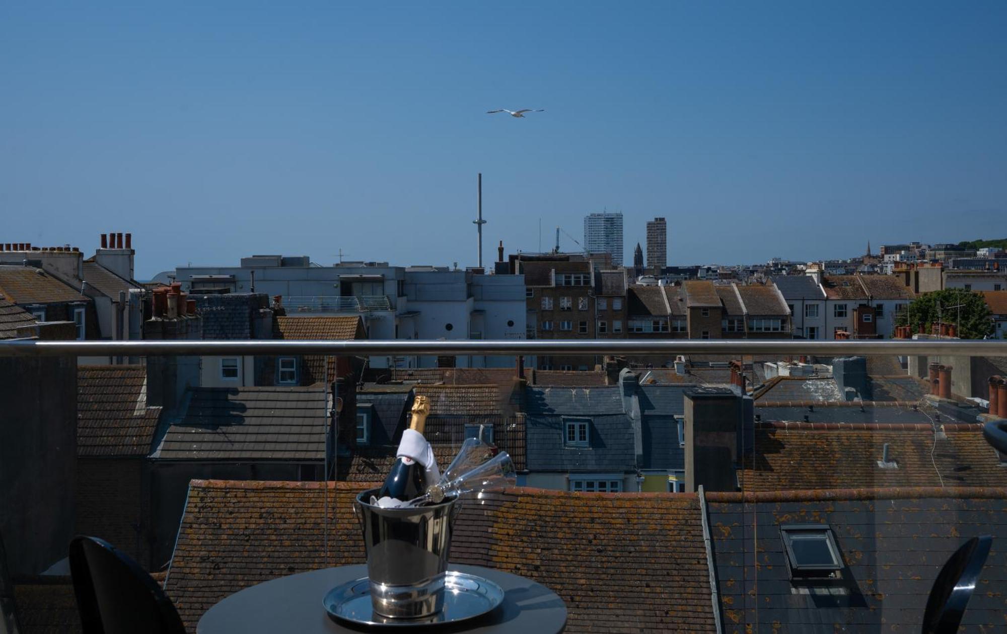 The Bubble Suite & Rooftop Terrace,1557483610:JPEG