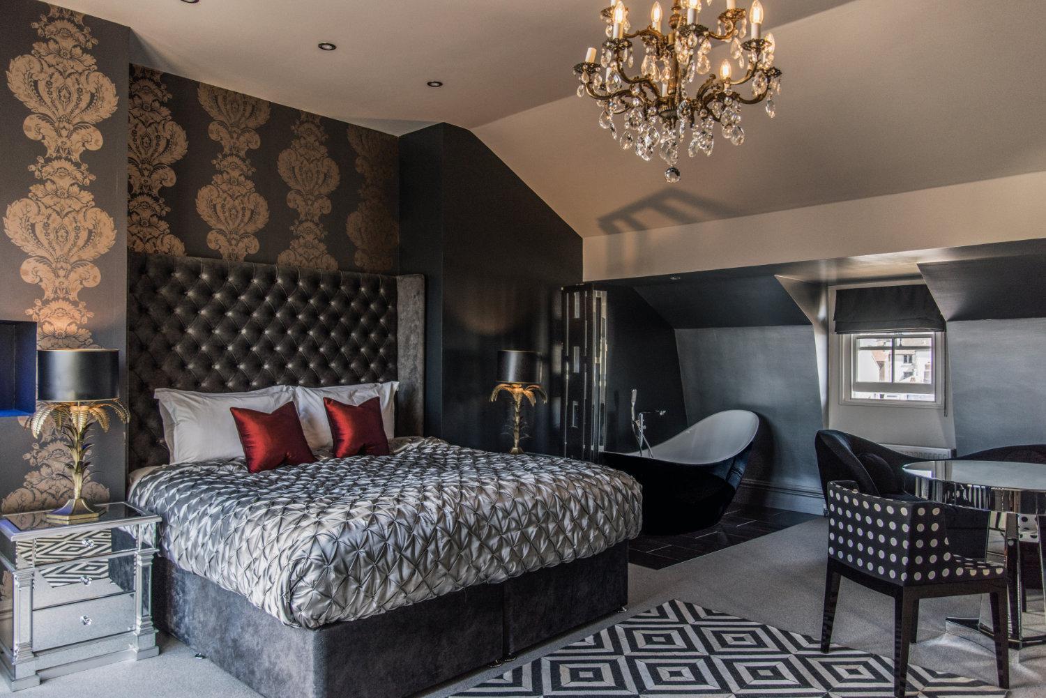 The Bubble Suite & Rooftop Terrace