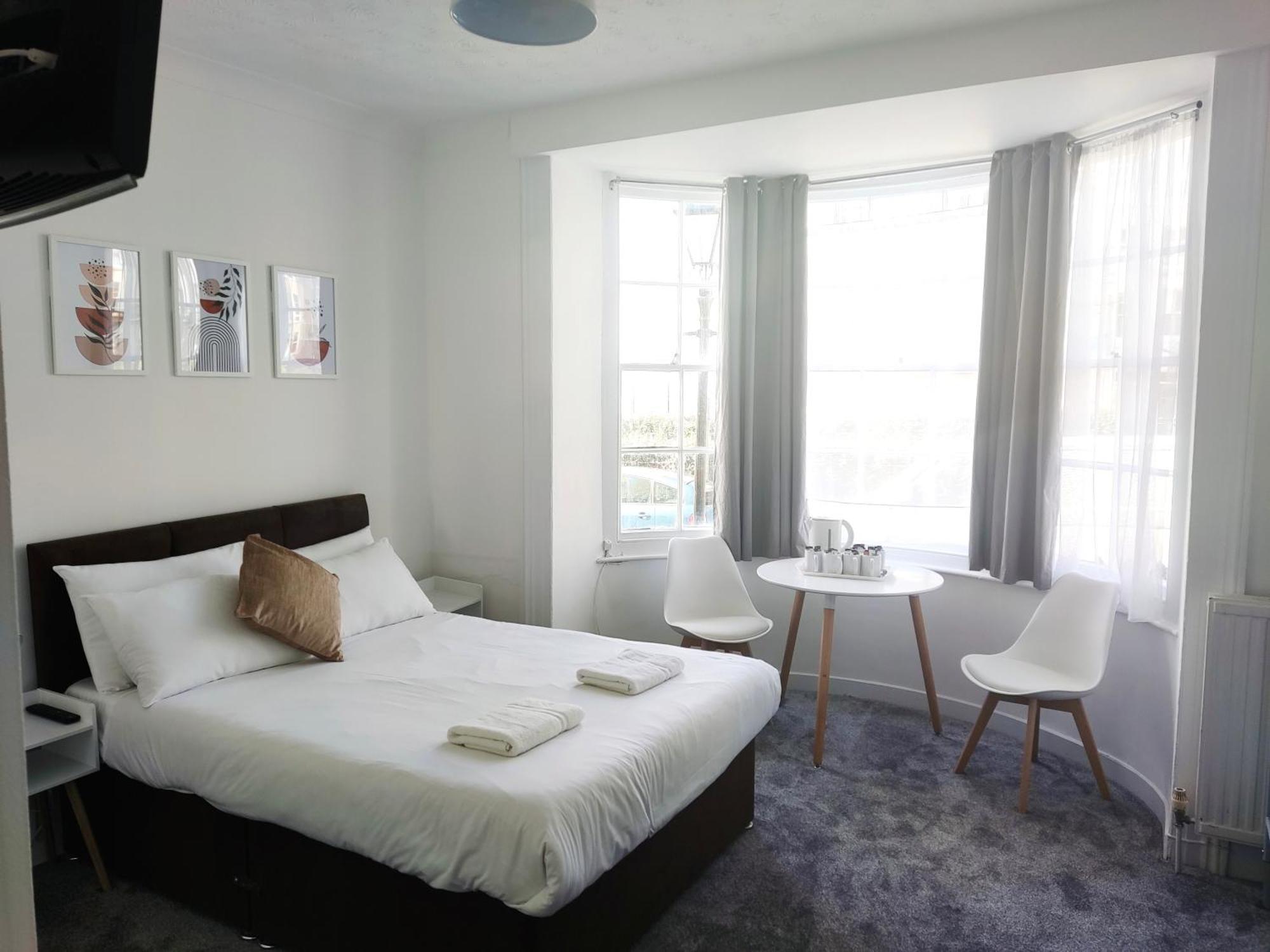 Family Room,1591483819:JPEG