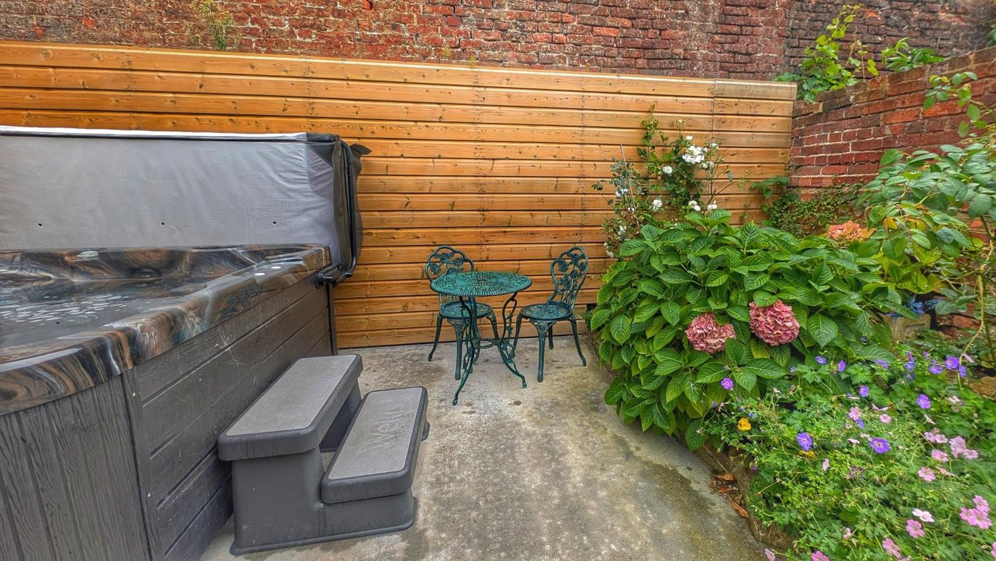 Garden Suite
