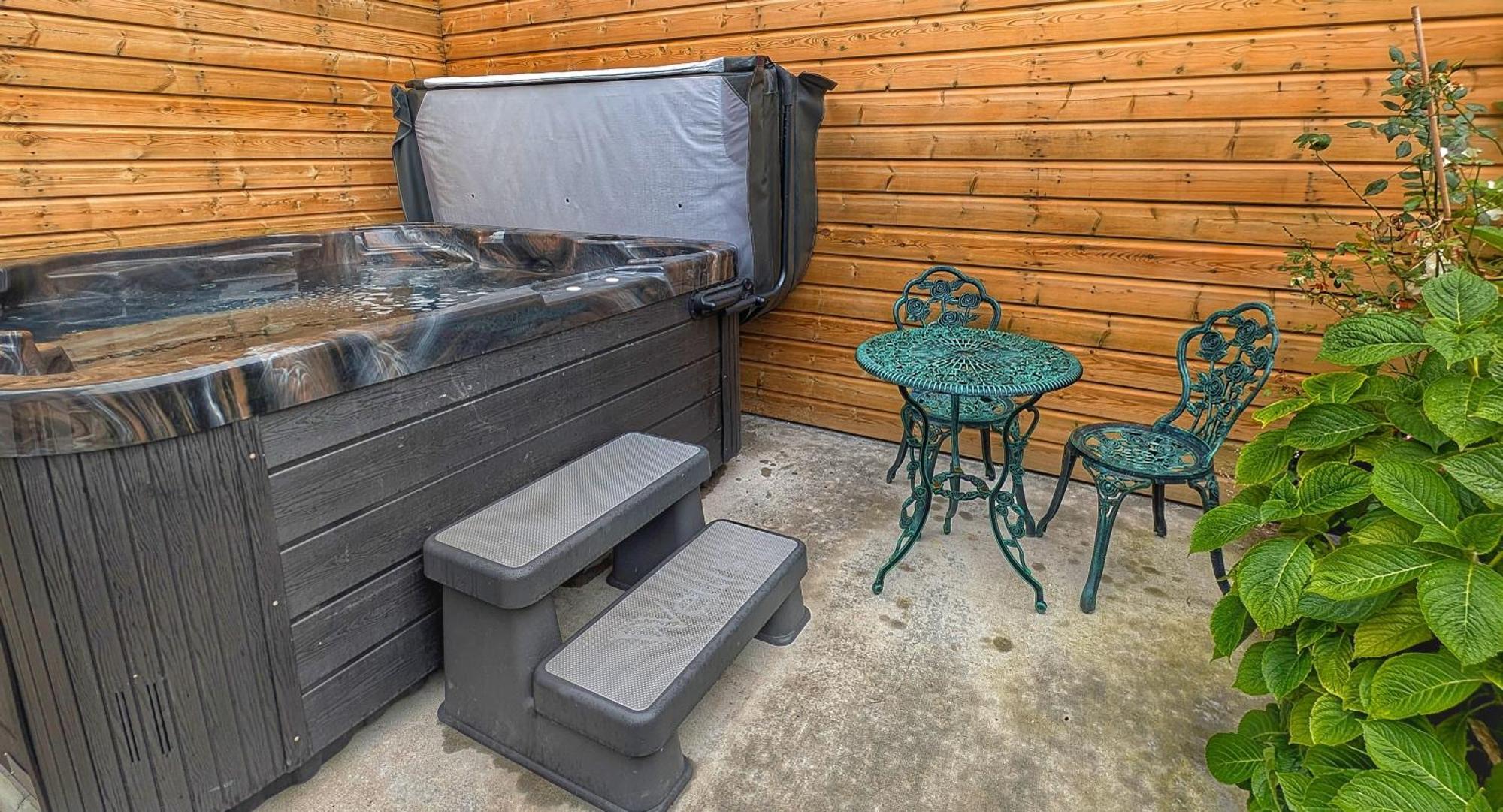 Garden Suite