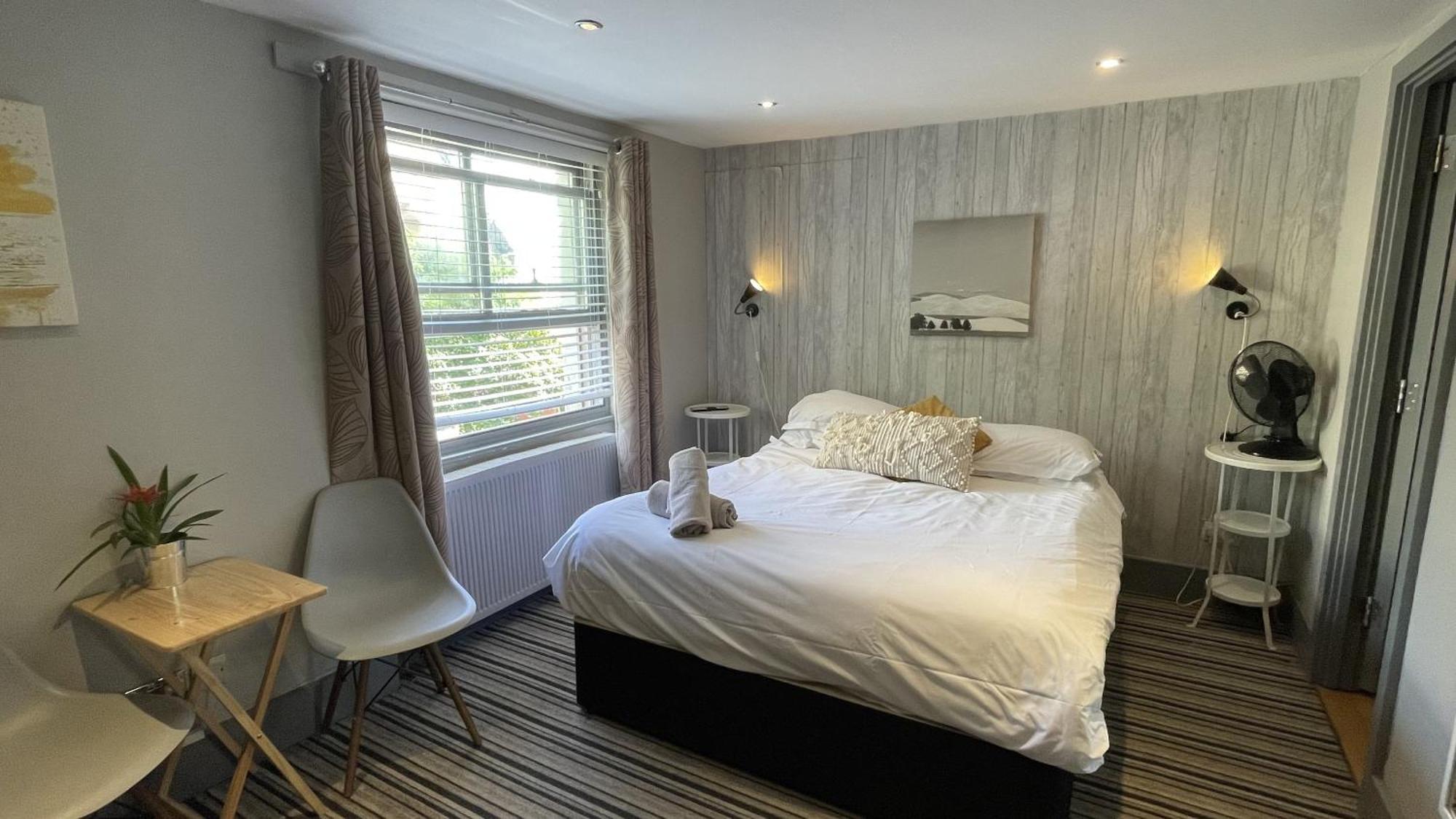 Large Triple Family Room - Sleeps 3