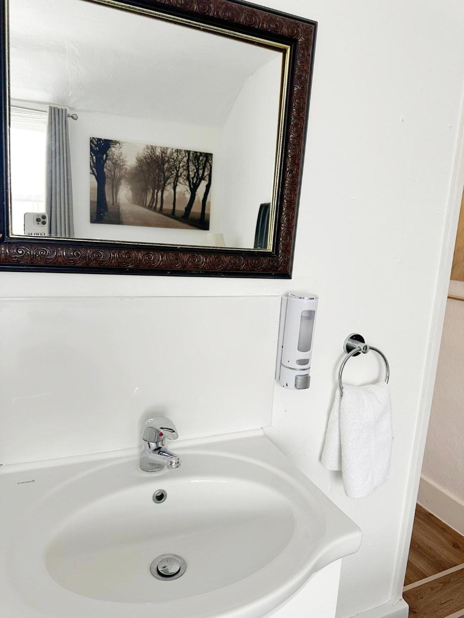 Double Room Shower