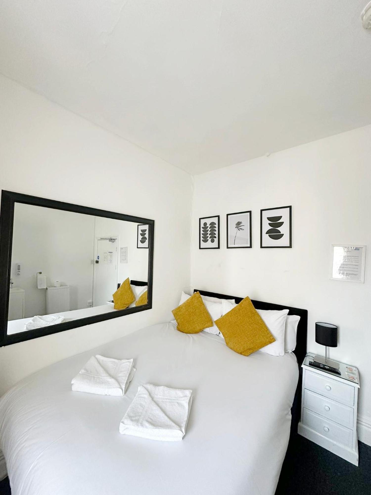 Double Room Shower