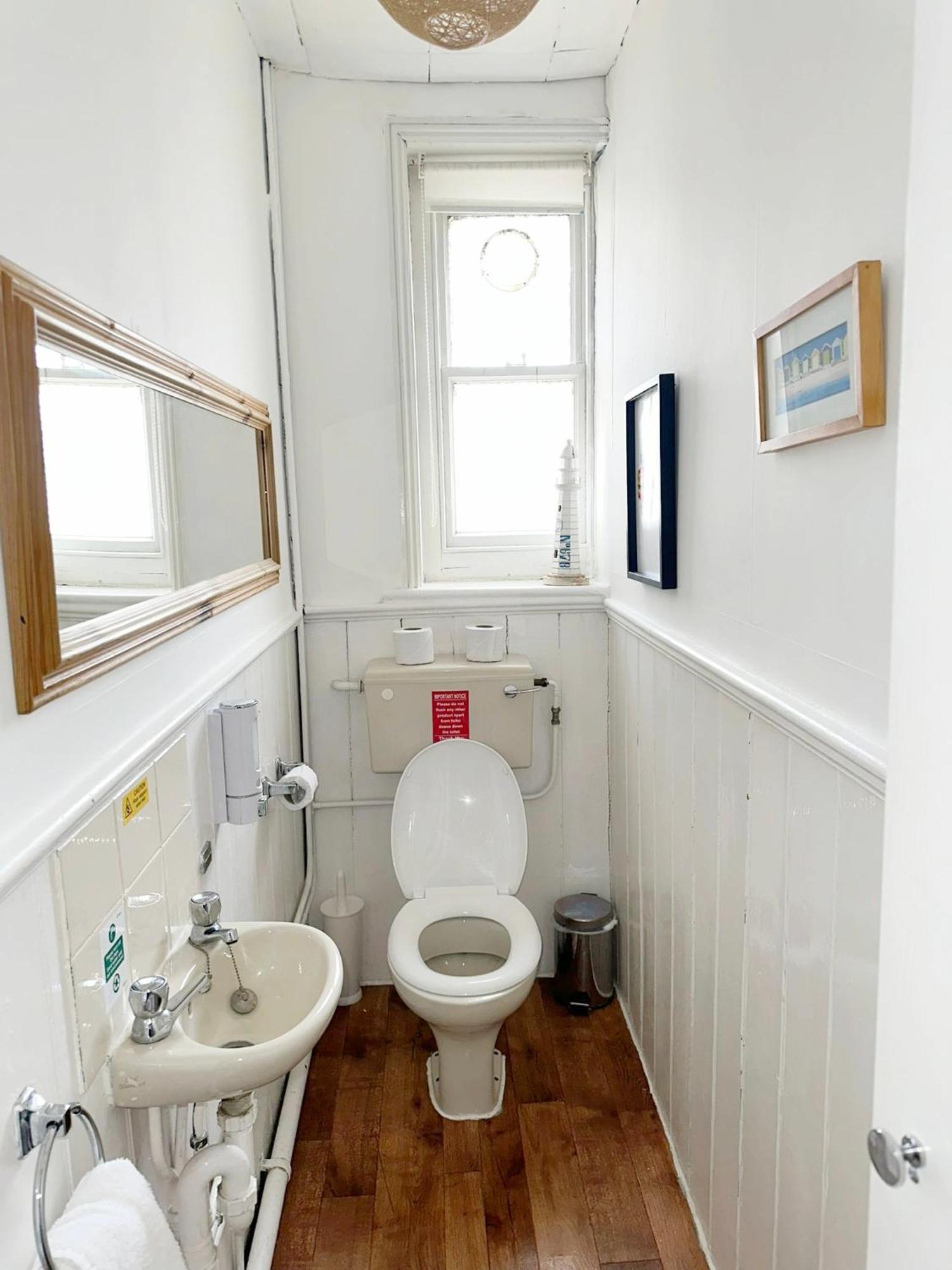 Double Room En-Suite Bathroom