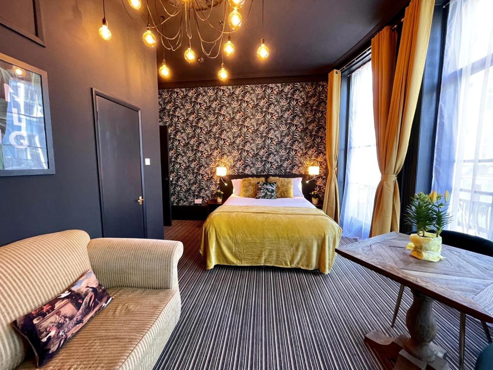 Suite with Balcony