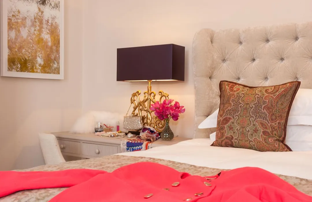 The Charm Brighton Boutique Hotel&Spa-1