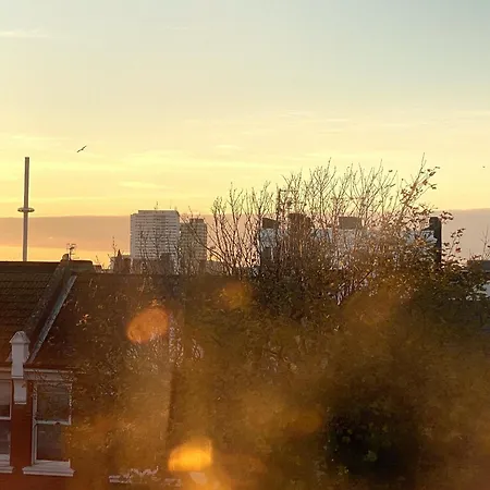 27 Brighton Guesthouse-3