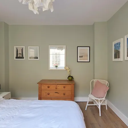 Lansdowne House Hove-3