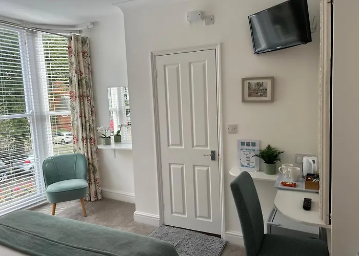 Upper Rock Brighton - Guest House