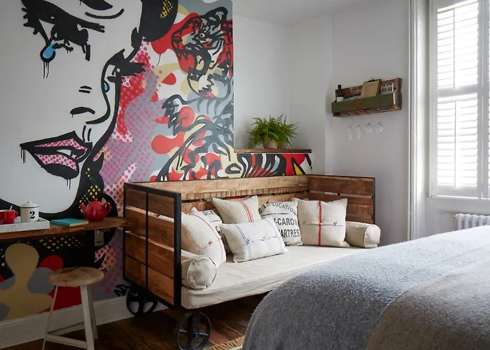 Brighton HotelsArtist Residence