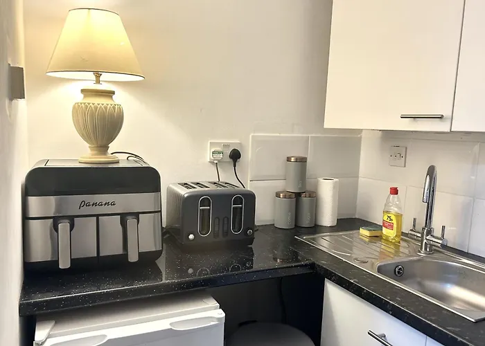 Guest And The City - Group Bookings Brighton